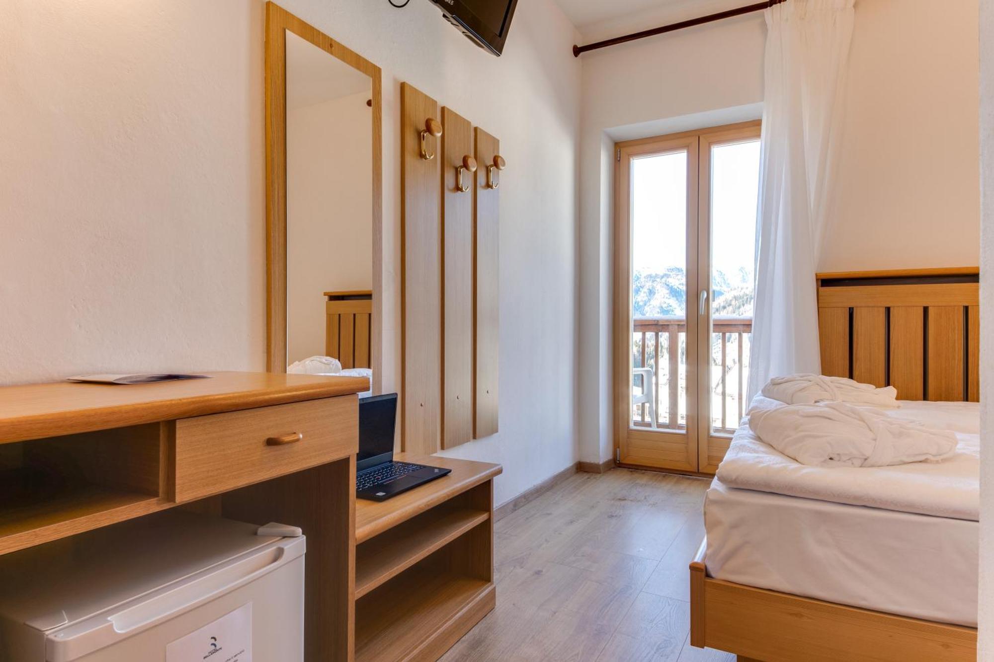 Hotel Bellamonte Predazzo Quarto foto
